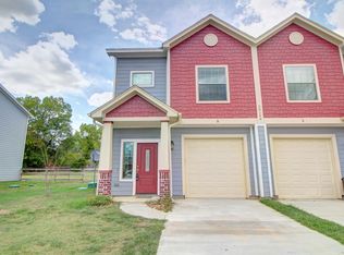 26152 Avenue E #B, Montgomery, TX 77356