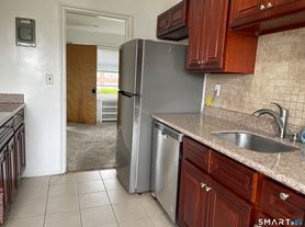 34 Standish Rd, Stamford, CT