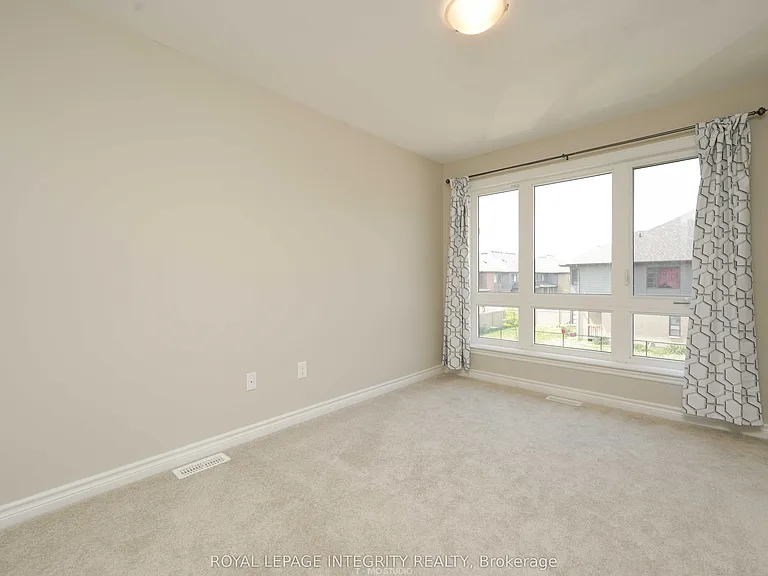 446 Markdale Ter — Photo 36