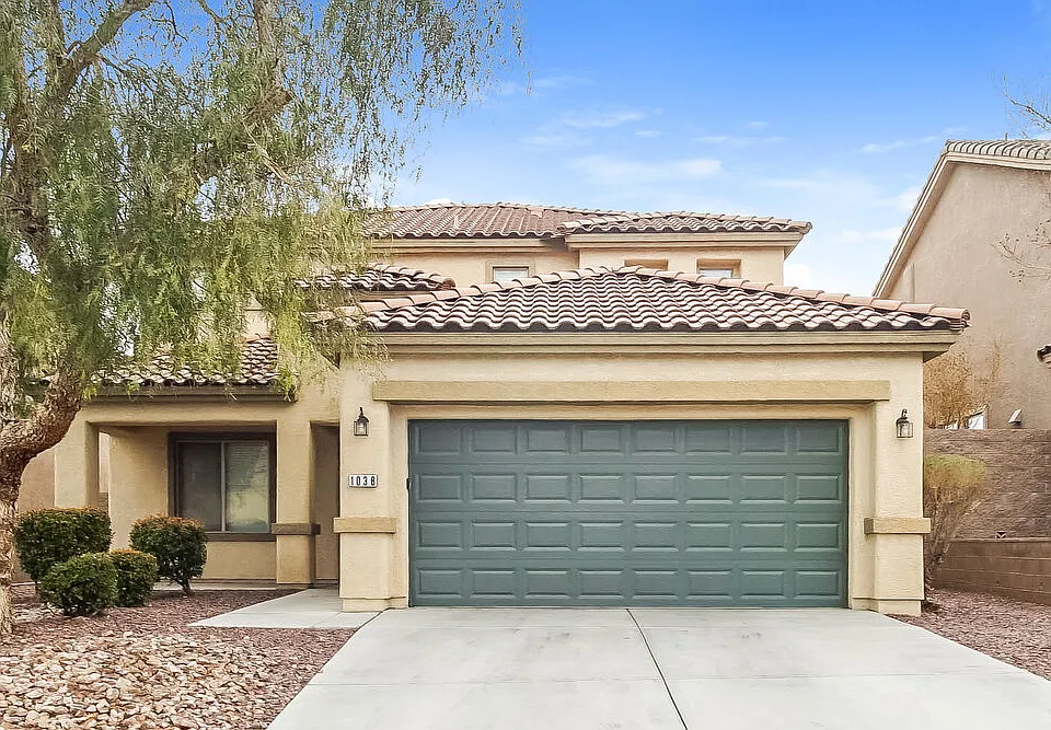 1038 Copper Palm Ct