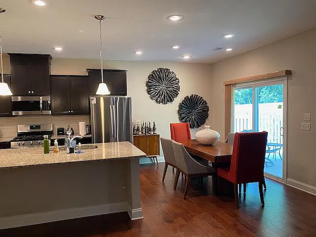 1207 Weatherford St — Photo 10