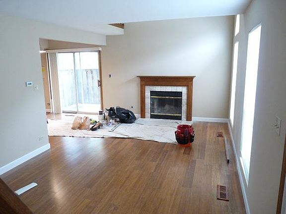 3rd image of 3S090 Timber Dr