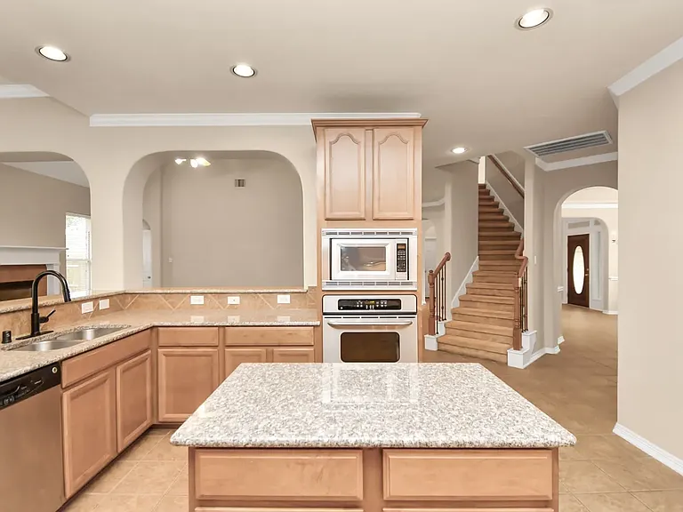 2504 Harbor Chase Dr — Photo 14