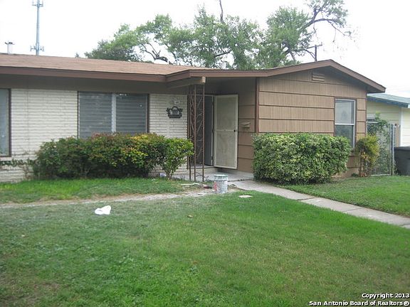 3rd image of 2223 Glen Ivy Dr