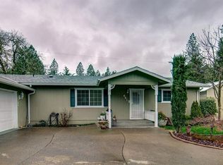 661 Abegg Rd, Merlin, OR 97532