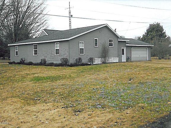 2nd image of 10872 Kings Ln