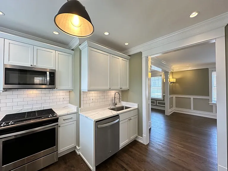 1653 W Gregory St #4 — Photo 3