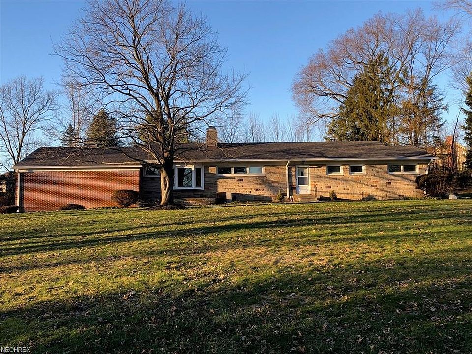 1st image of 493 Janes Ln