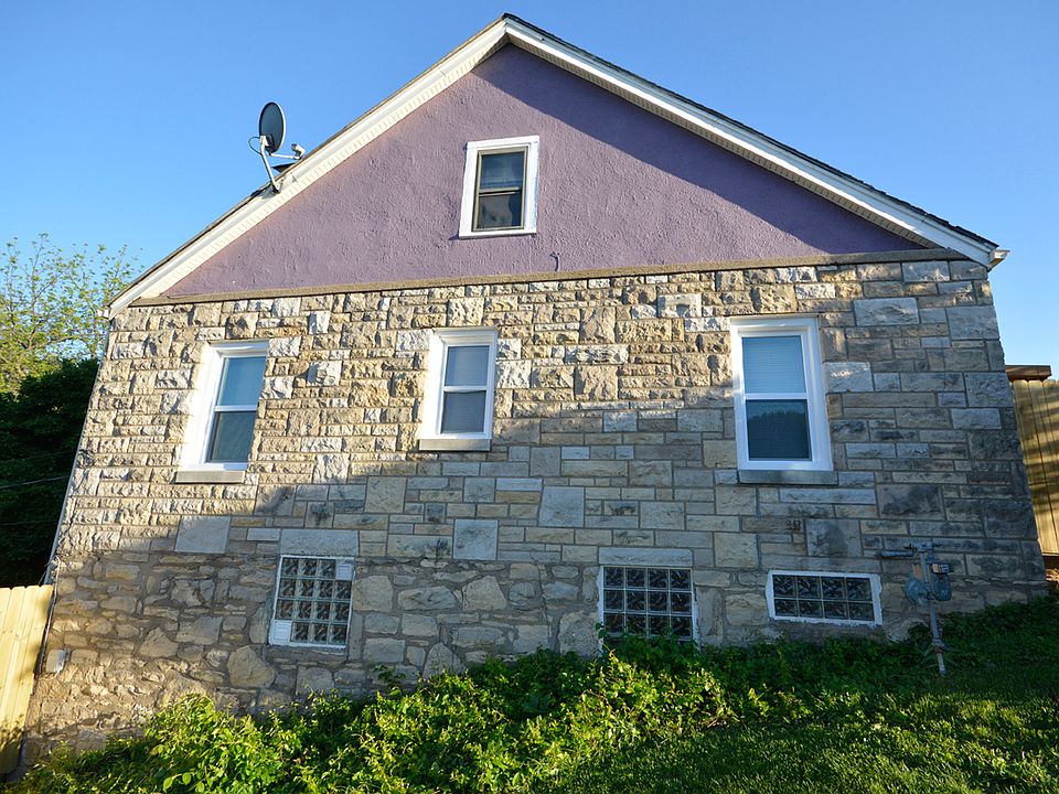 1st image of 1407 N 8th St