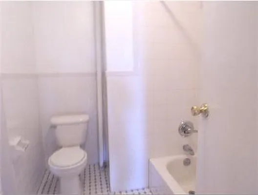 Rented by R New York | media 10