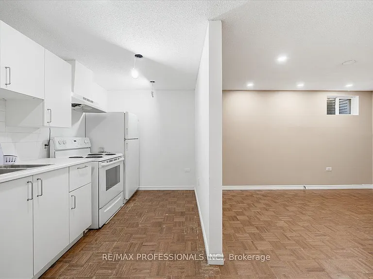 1708 Woodeden Dr — Photo 21