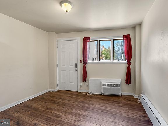 5th image of 1004 S 7th St Floor 1
