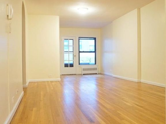 3rd image of 30 E 38th St APT 3B