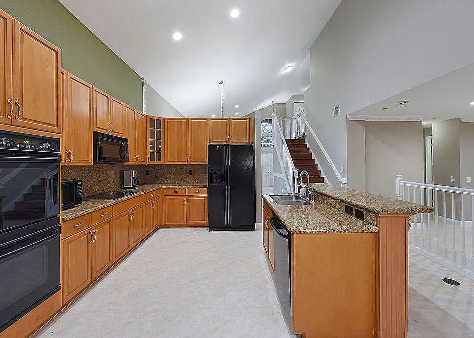 2nd image of 11553 Big Sky Ct