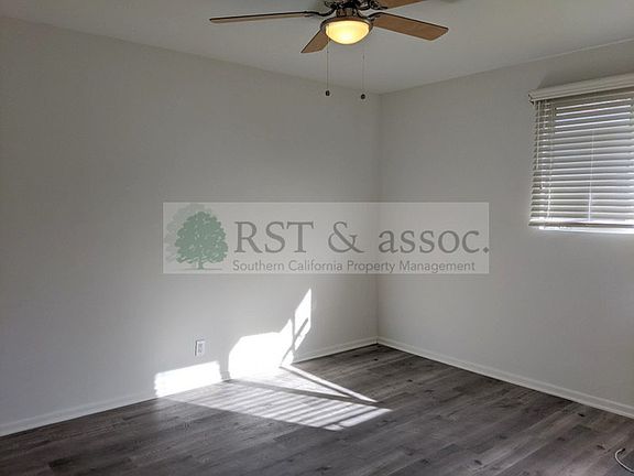 3rd image of 3186 S Barrington Ave