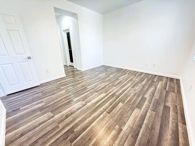 26279 Iris Ave #E — Photo 15