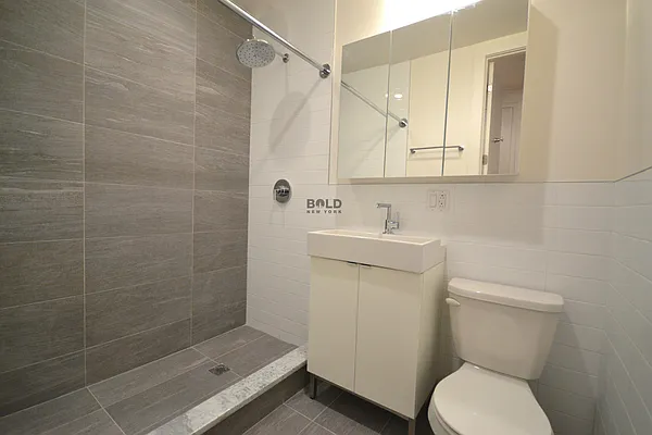 Rented by Bold New York | media 25