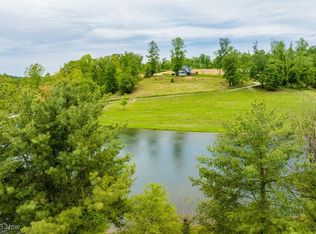 22 Waynesburg Rd NW, Carrollton, OH 44615