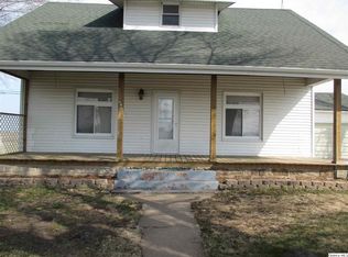 2650 E County Road 150, Bowen, IL 62316
