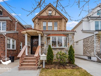 9106 70th Ave, Flushing, NY, 11375