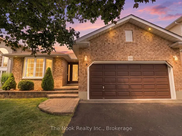 733 Sundance Cir, Oshawa, ON L1J 8N9