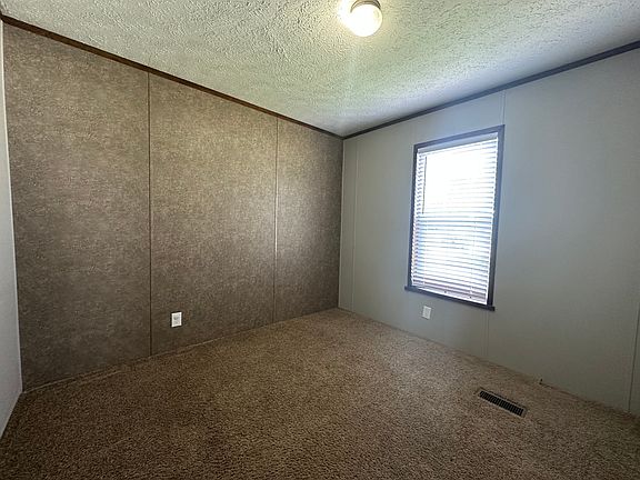 5th image of 3318 Buckthorn Cir #192