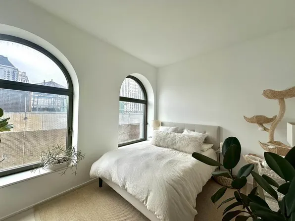 130 William Street image 3 of 17