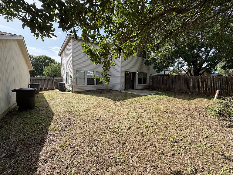 7710 Heathridge — Photo 18