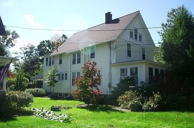 1st image of 14 Bank St