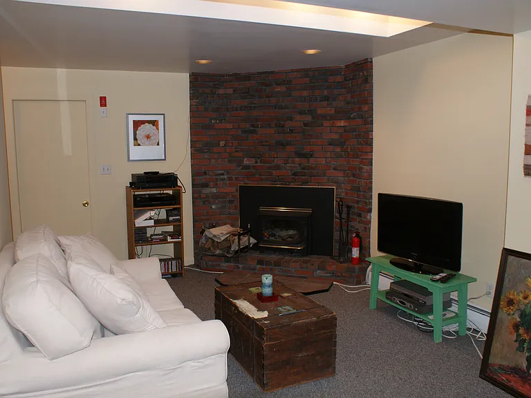 11 Frost Ln — Photo 13