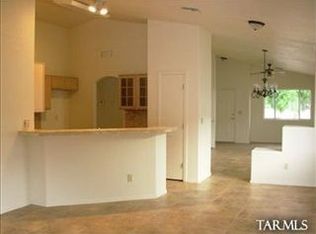 7875 S Lennox Ln, Tucson, AZ 85747