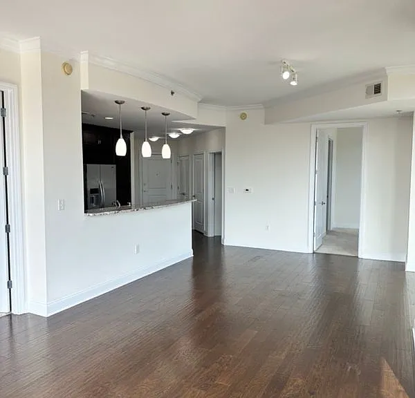 270 17th St NW #601 — Photo 11