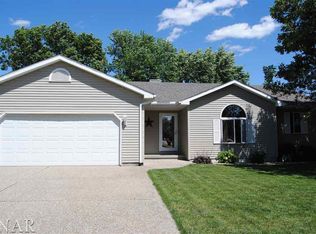 60 Somerset Dr, Clinton, IL 61727