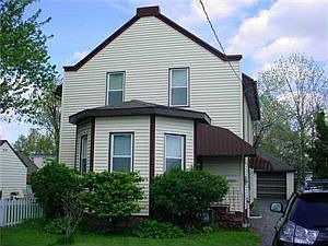 1st image of 19 Dellwood Pl
