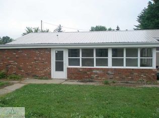 318 S Dunbar St, Potterville, MI 48876