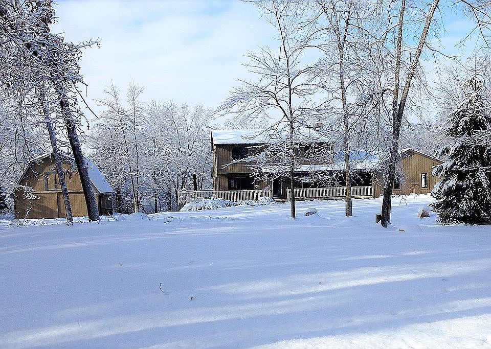 1st image of 10555 Riverdale Dr SE