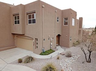 8700 Desert Fox Way NE, Albuquerque, NM 87122