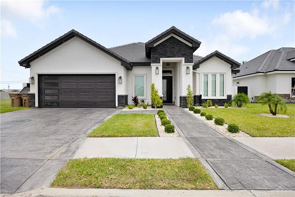 4 bed, 7.0 bath, 2635 sqft, $4,750 — Photo 1