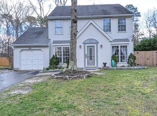 104 Seminole Dr, Galloway, NJ 08205