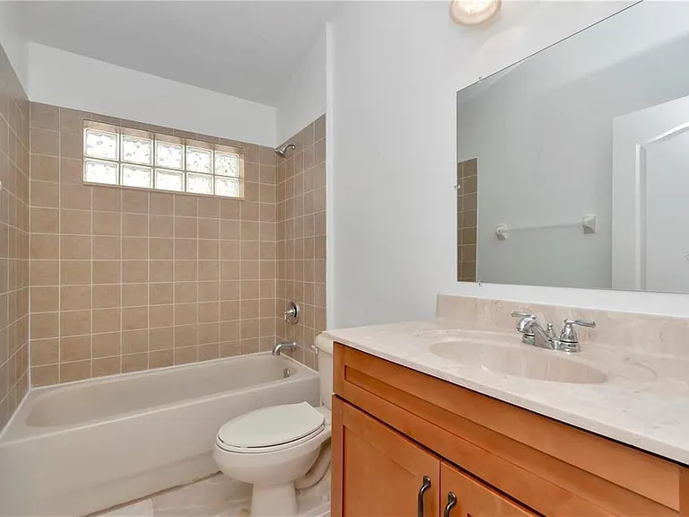 29822 Boyette Oaks Pl — Photo 22