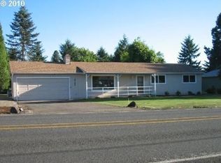 15758 S Henrici Rd, Oregon City, OR 97045