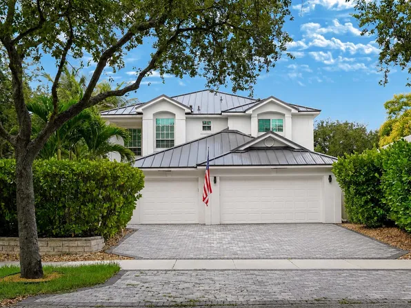 980 Delray Lakes Drive, Delray Beach, FL 33444