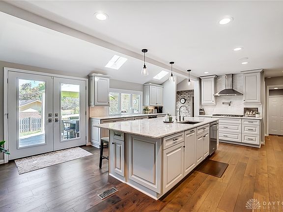 5th image of 4430 Edelweiss Dr #4428