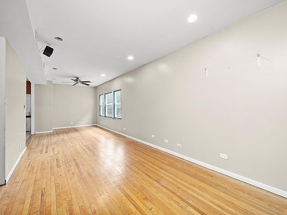 4th image of 7809 S Peoria St