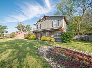 2408 Greenbriar Dr, Phenix City, AL 36867
