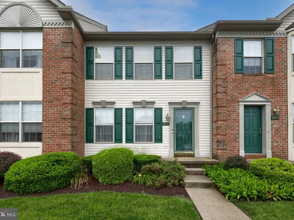 1056 Cobblestone Ln, Lancaster, PA 17601