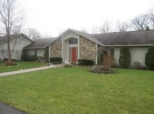 25377 Akins Rd, Columbia Station, OH 44028