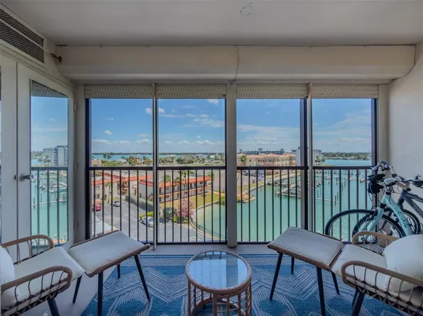 10355 Paradise Blvd APT 511, Treasure Island, FL 33706