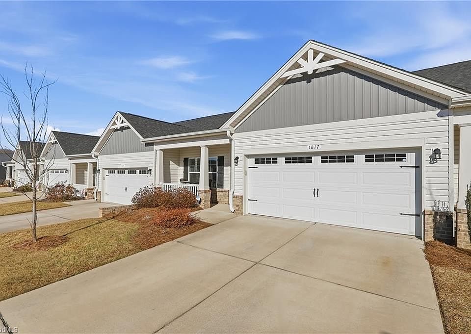 1st image of 1617 Coopers Hawk Dr