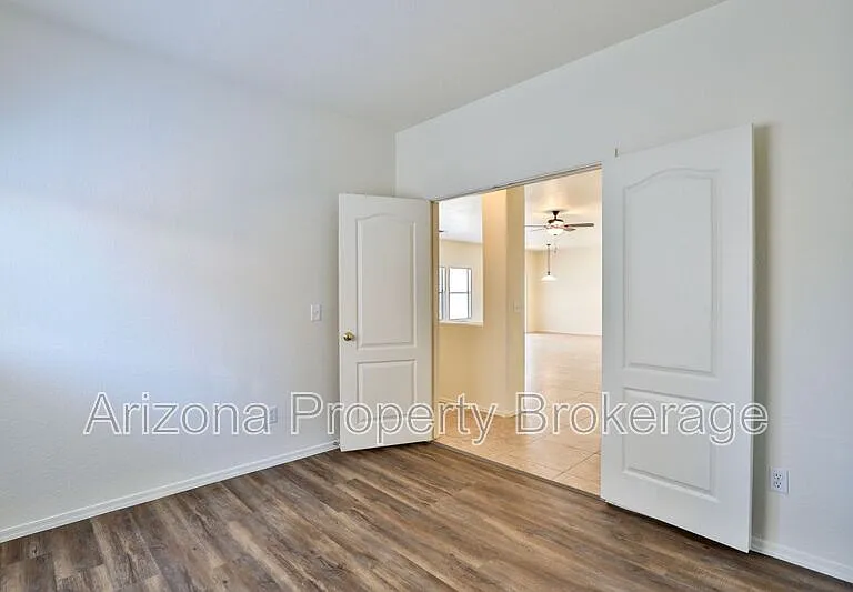 2736 W Mineral Butte Dr — Photo 23